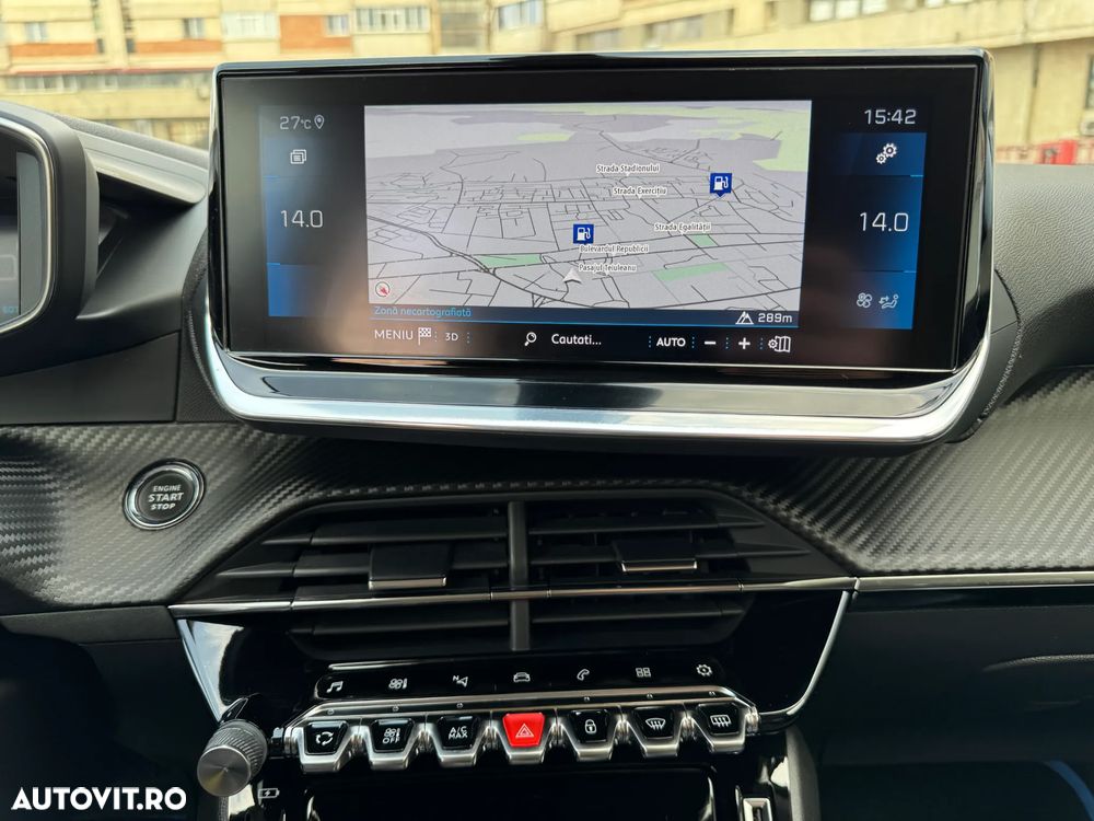 Peugeot 2008 1.2L PureTech 130 S&S EAT8 GT - 21