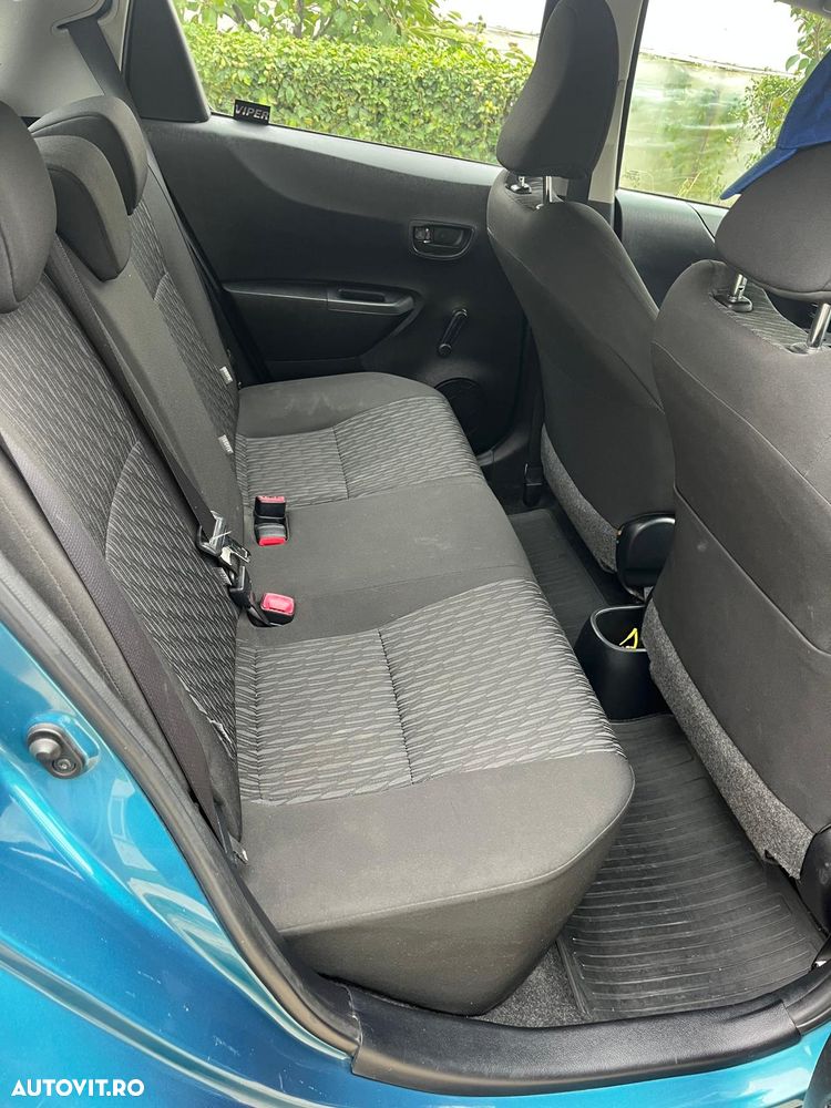 Toyota Yaris 1.0 VVT-i Terra - 7