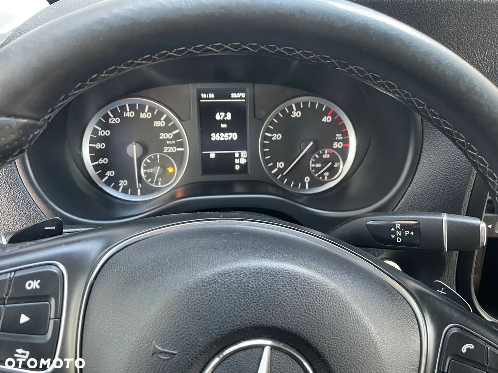 Mercedes-Benz Vito - 11