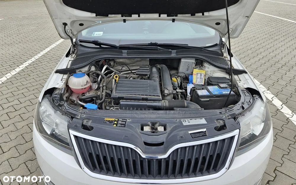 Skoda RAPID 1.2 TSI Ambition - 6