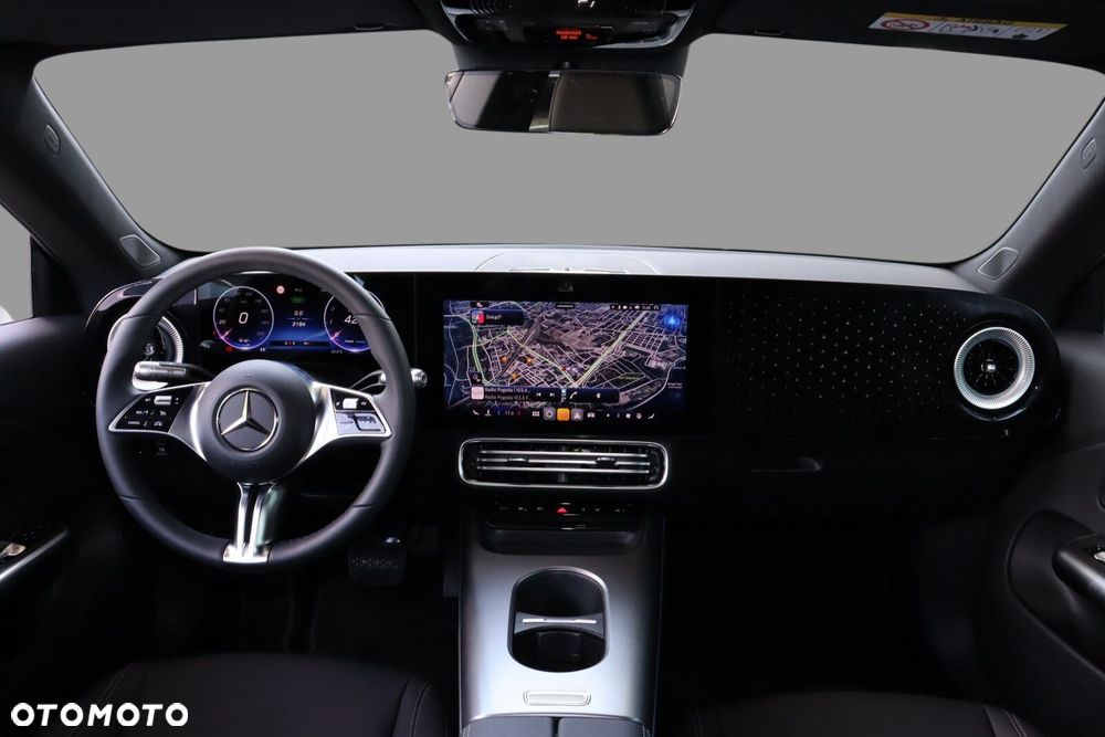Mercedes-Benz CLA 200 mHEV 8G-DCT - 11