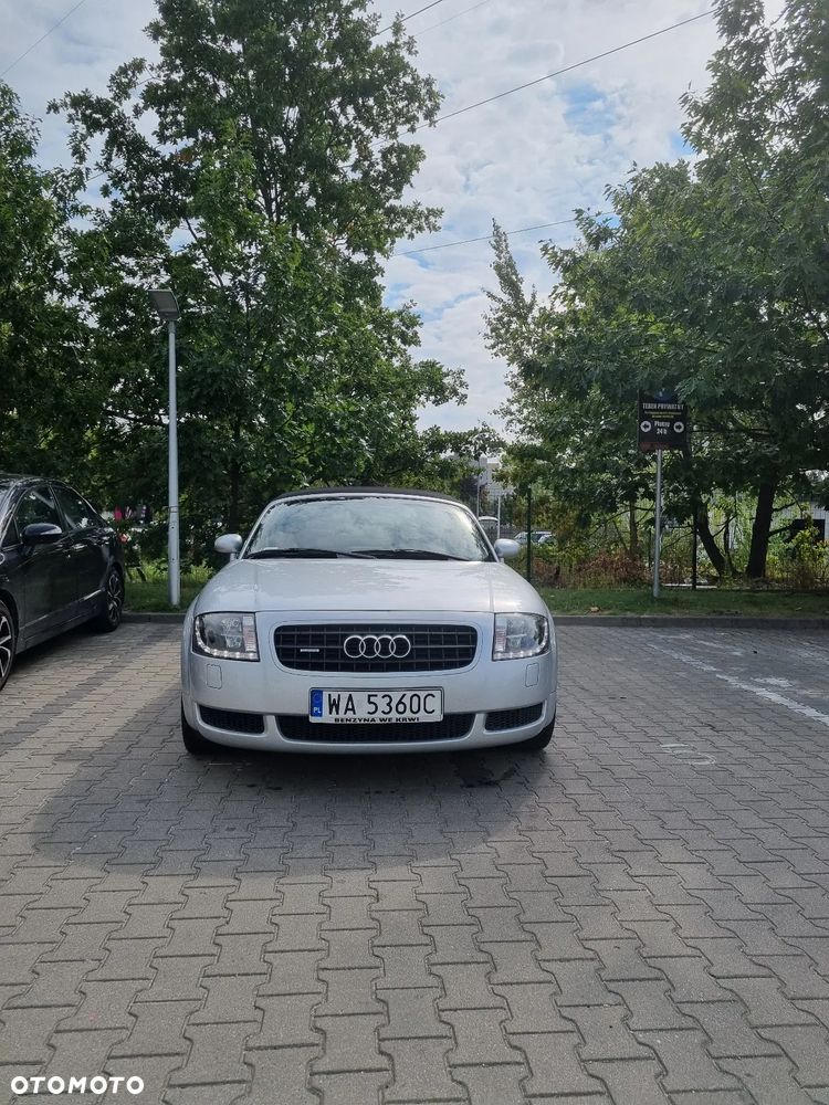 Audi TT Roadster - 8