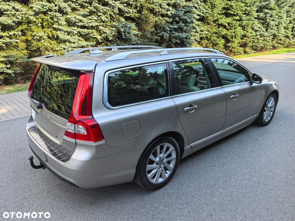 Volvo V70 D2 Dynamic Momentum - 27