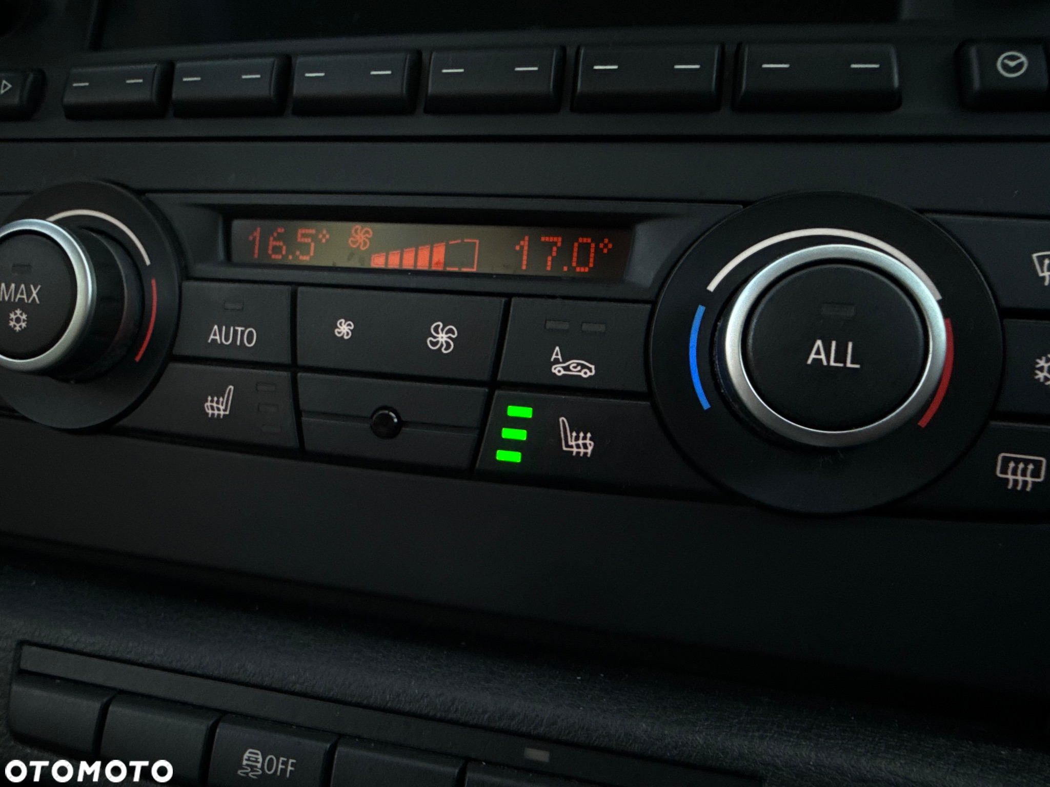 BMW X1 sDrive20d - 20