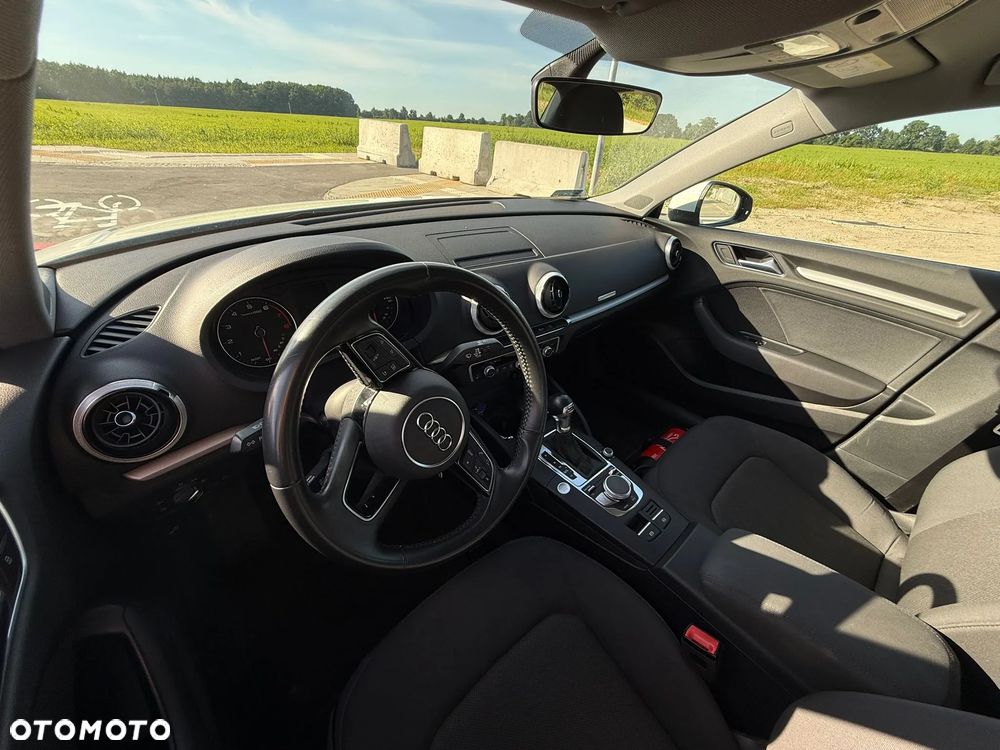 Audi A3 Limousine 35 TFSI S tronic - 35