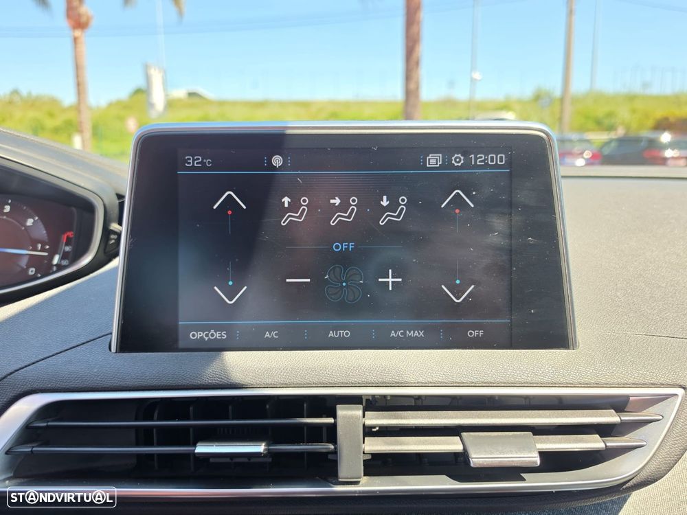 Peugeot 5008 1.5 BlueHDi Allure - 23