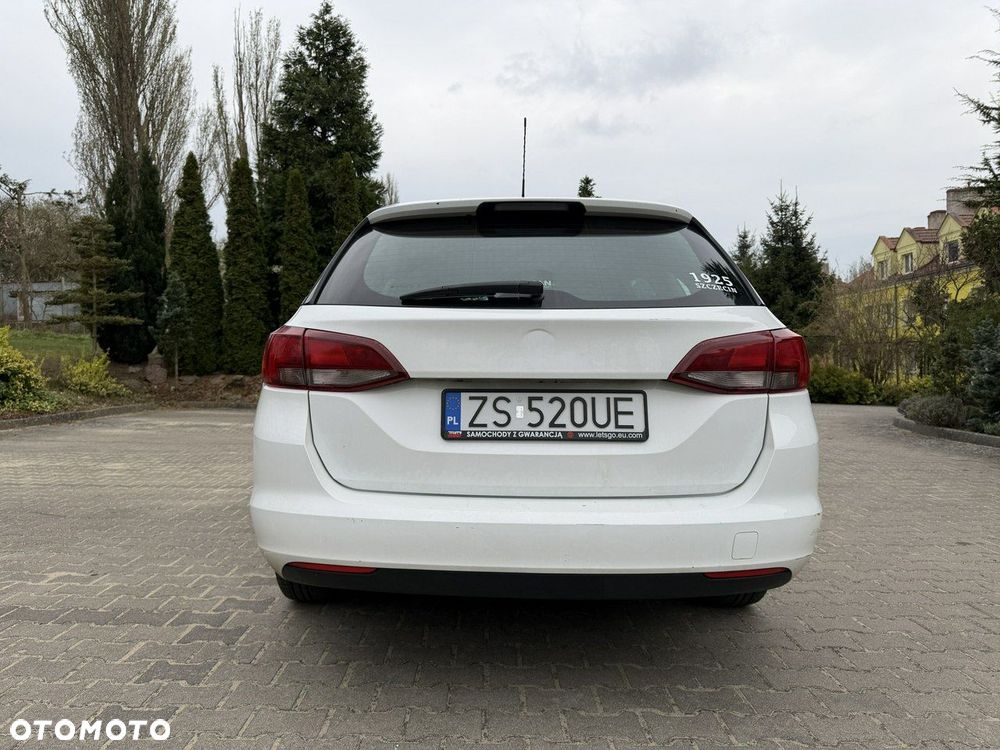 Opel Astra 1.6 CDTI Essentia - 5