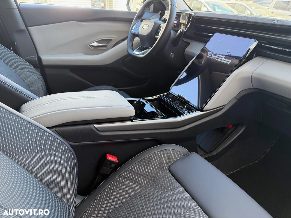 Ford Explorer RWD 77 kWh Extended Range Select - 19