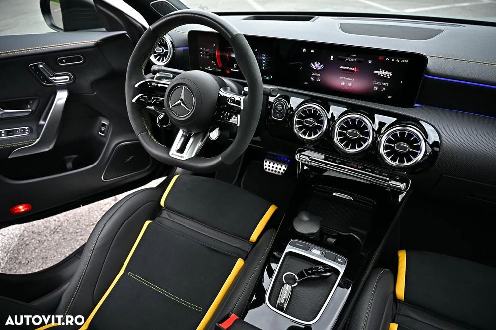 Mercedes-Benz CLA - 7