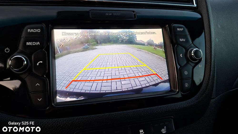 Kia Ceed 1.6 GDI Dream Team Edition - 16