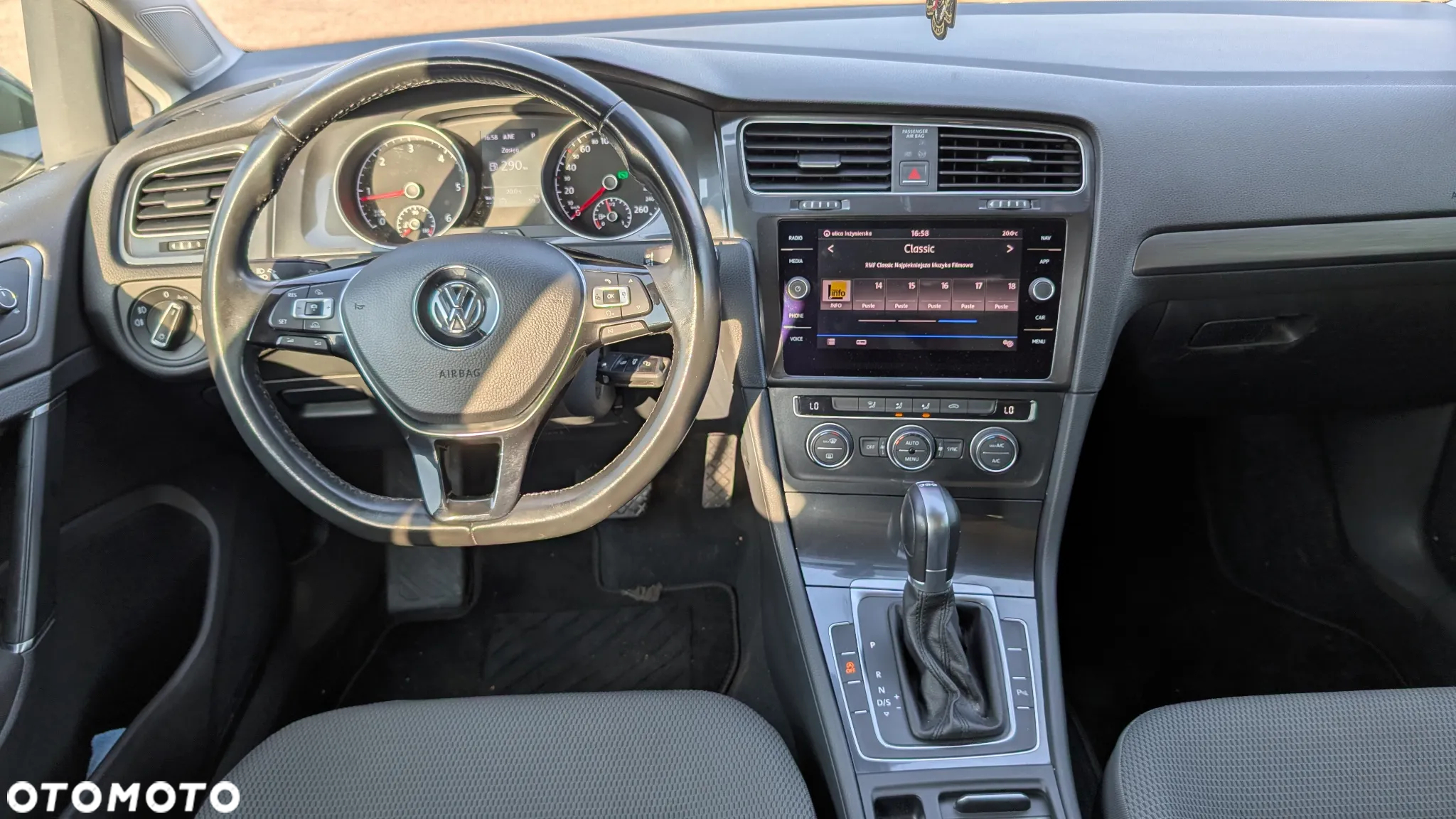 Volkswagen Golf 2.0 BlueTDI DSG Comfortline - 7