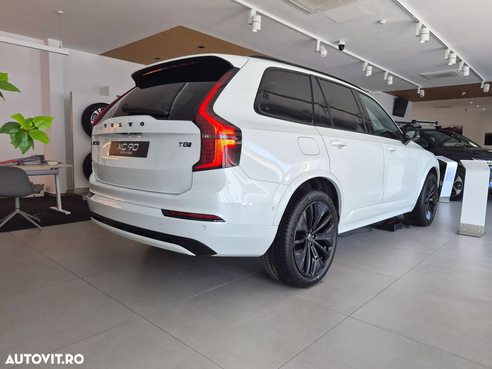 Volvo XC 90 T8 AWD PHEV Ultra Black Edition - 11