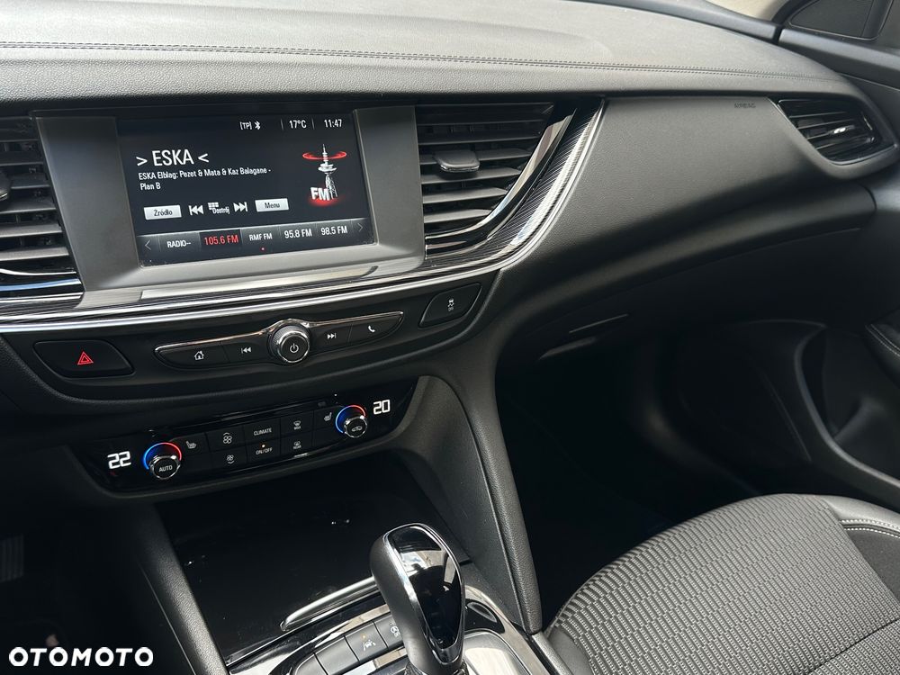 Opel Insignia 1.5 T Exclusive S&S - 21