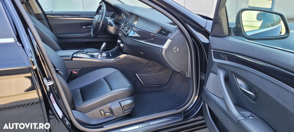 BMW Seria 5 520d Aut. Modern Line - 11