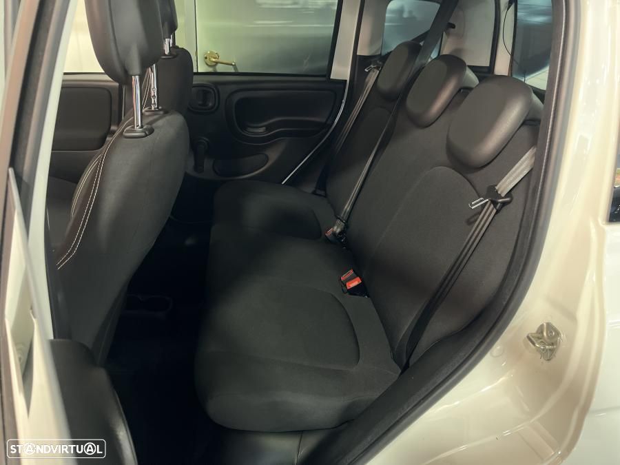 Fiat Panda 1.0 Hybrid City Cross - 21