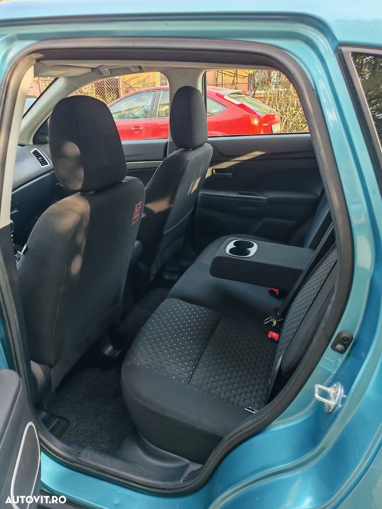 Mitsubishi ASX - 12