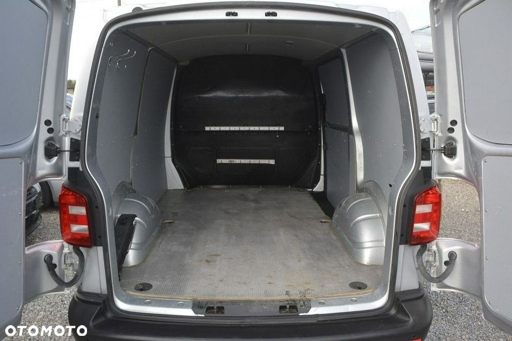 Volkswagen Transporter - 31