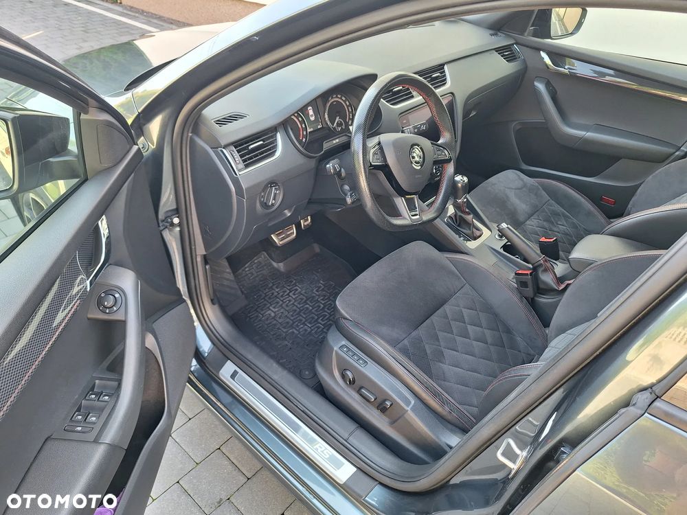 Skoda Octavia 2.0 TDI 4x4 RS DSG - 6