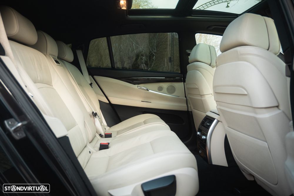 BMW 535 Gran Turismo d Pack M - 25