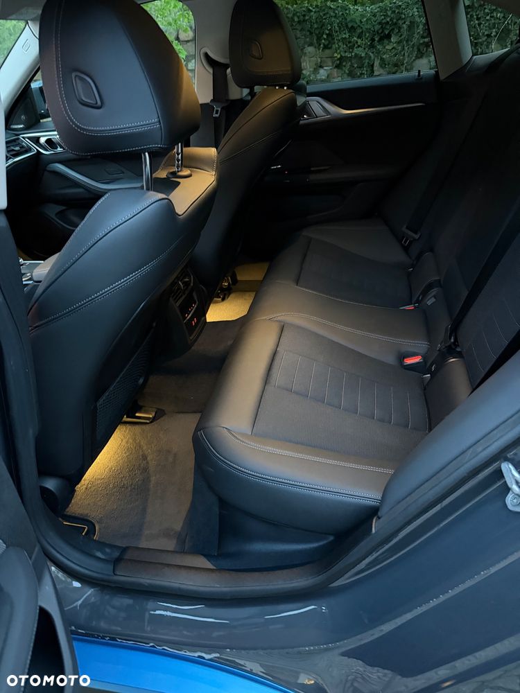 BMW i4 70.3kWh eDrive 35 - 33