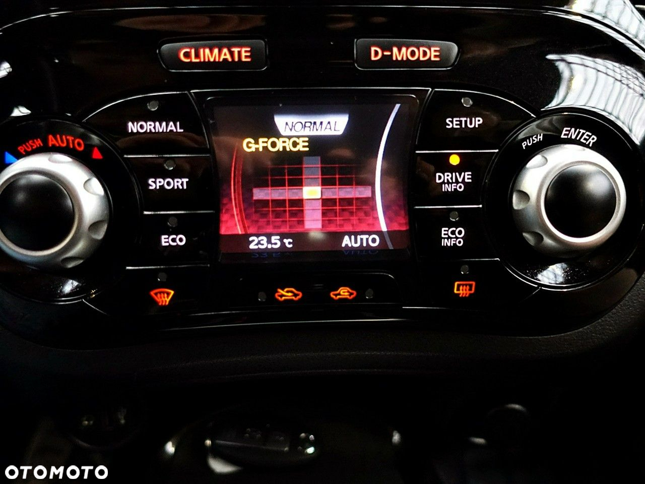 Nissan Juke - 36