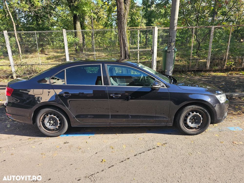 Volkswagen Jetta 1.6 TDI DPF Comfortline DSG - 6