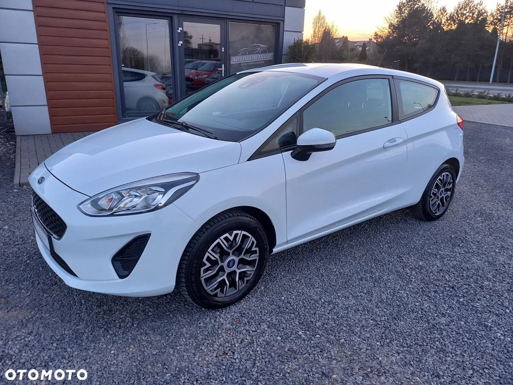 Ford Fiesta - 2