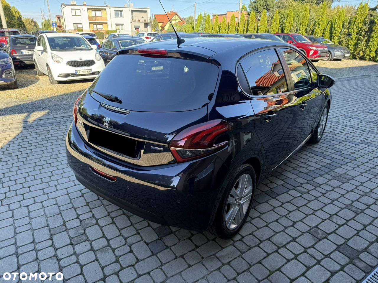 Peugeot 208 1.2 PureTech Style - 7