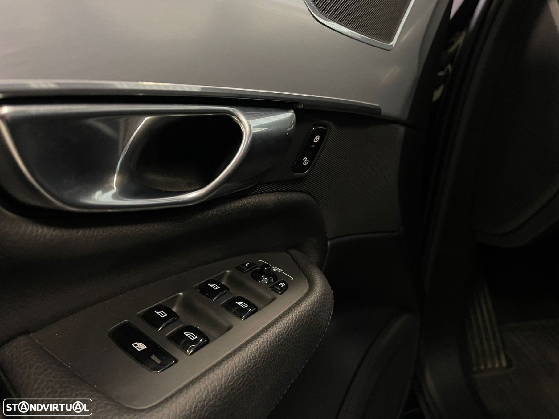 Volvo XC 90 2.0 D4 Momentum - 7