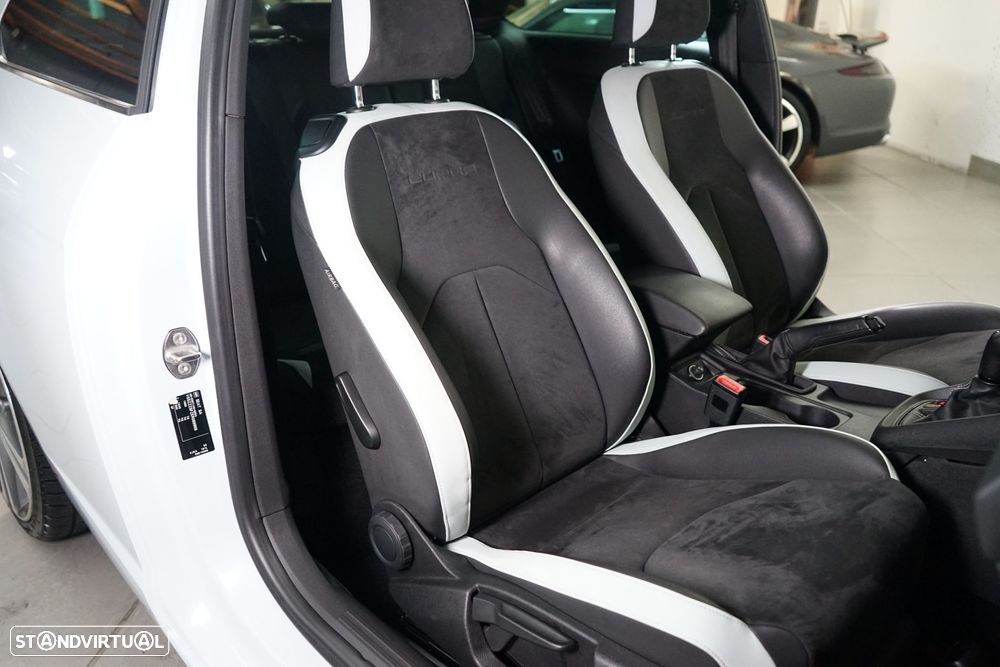 SEAT Leon 2.0 TSI Cupra DSG S/S - 40