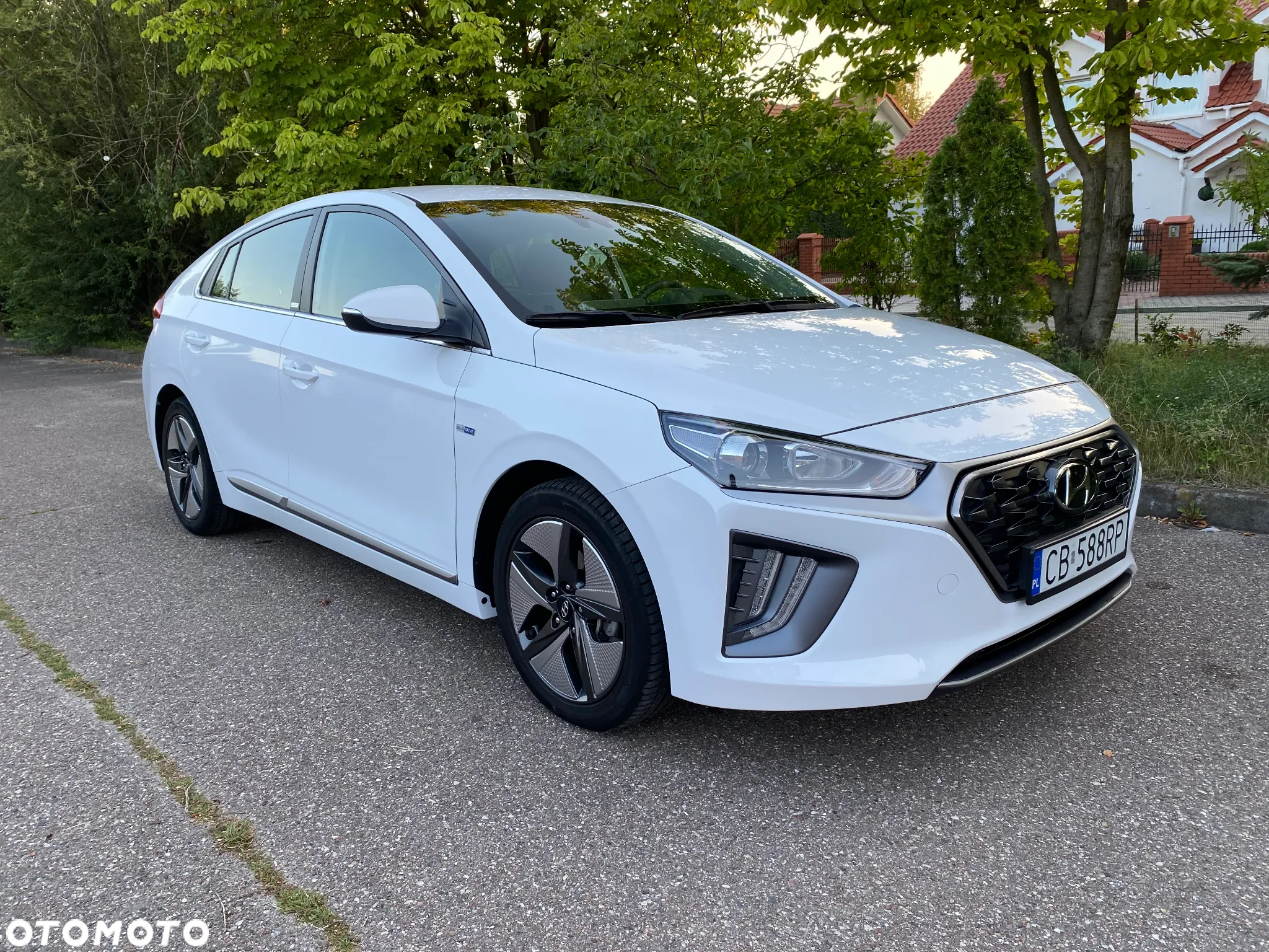 Hyundai IONIQ Hybrid 1.6 GDI - 13