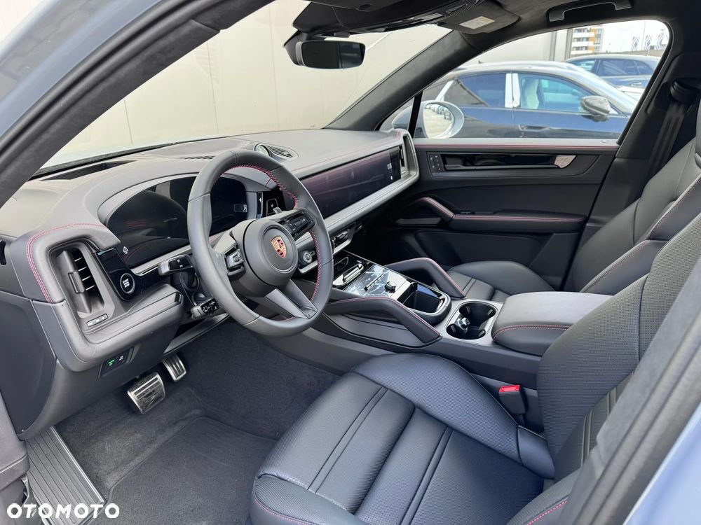 Porsche Cayenne - 12