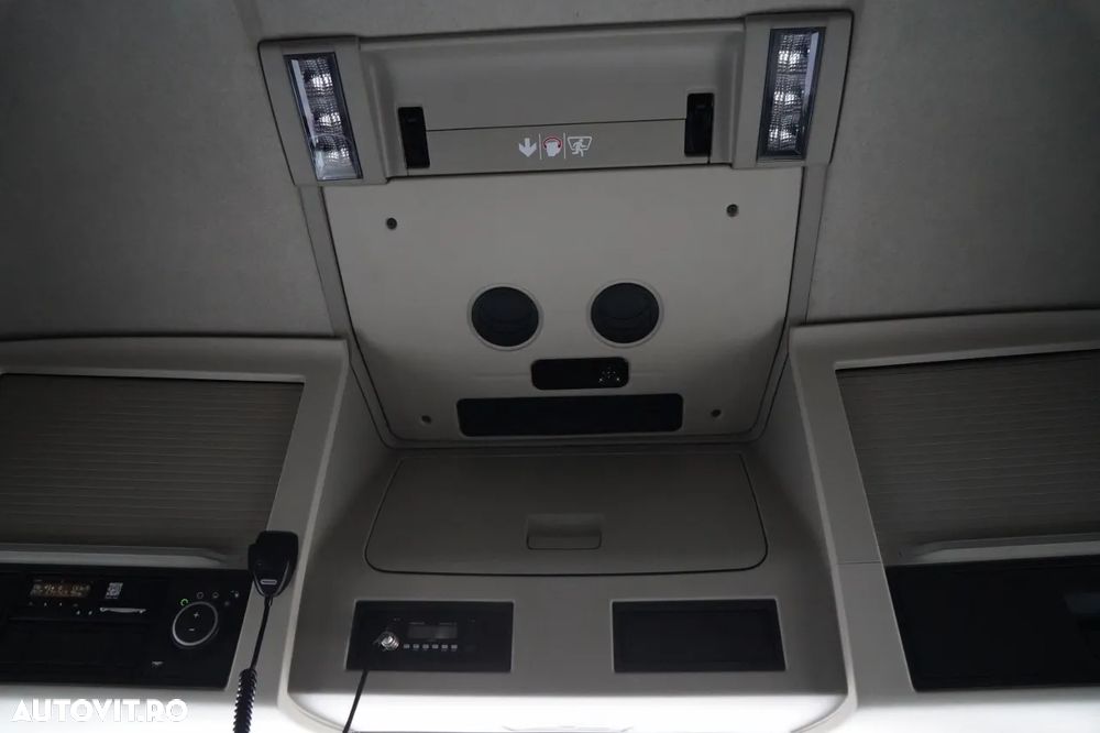 Volvo FH 460 / LOWDECK / MEGA / I-PARK COOL / I-SHIFT - 33