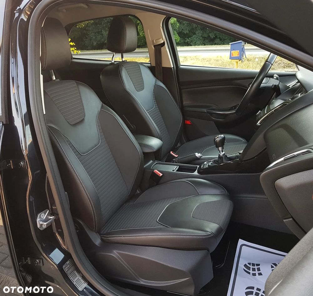 Ford Focus 1.6 TDCi DPF Titanium - 14