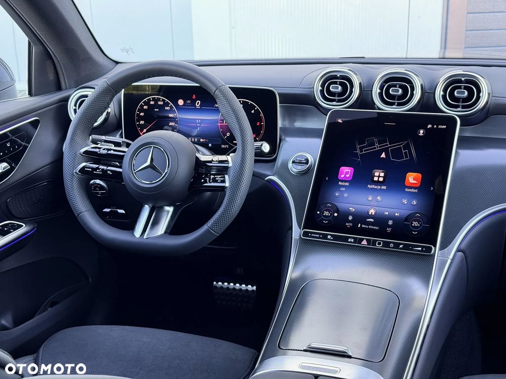 Mercedes-Benz GLC - 11