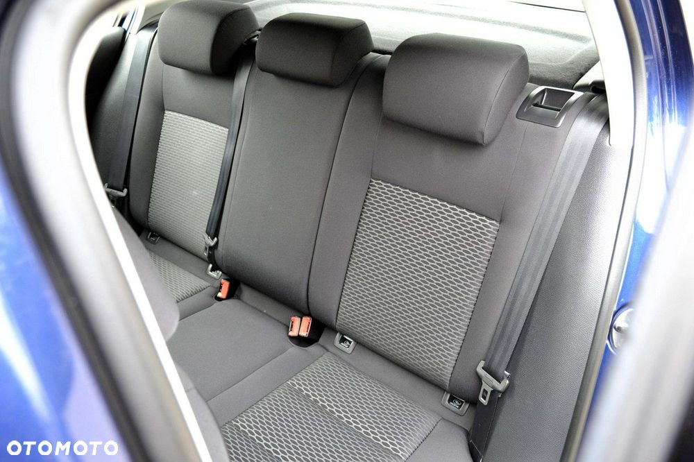 Volkswagen Golf 1.4 Style - 25