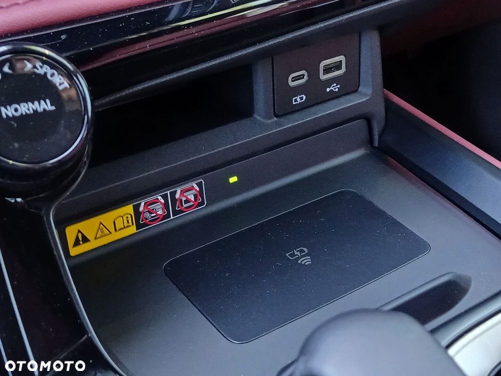 Lexus NX 350h Omotenashi AWD - 29