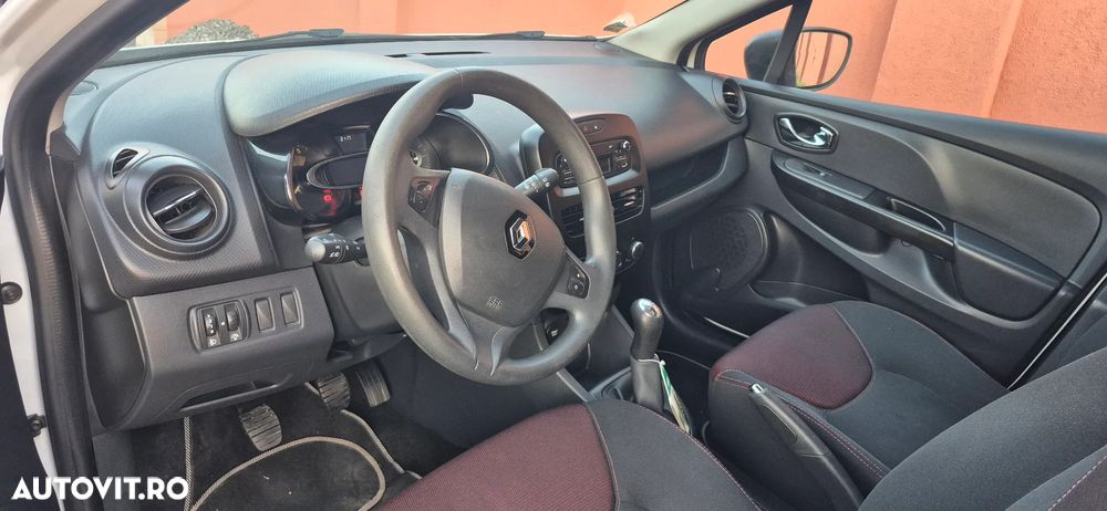 Renault Clio dCi 75 Stop & Start Expression - 4