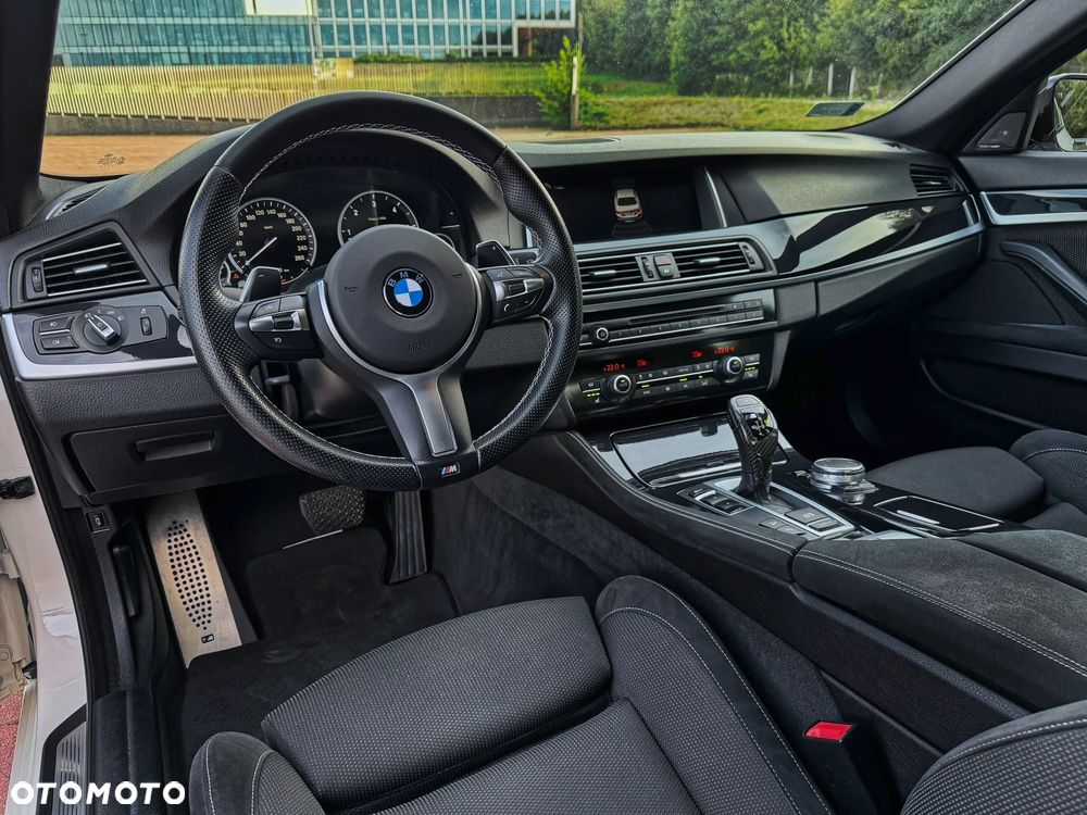 BMW Seria 5 - 12