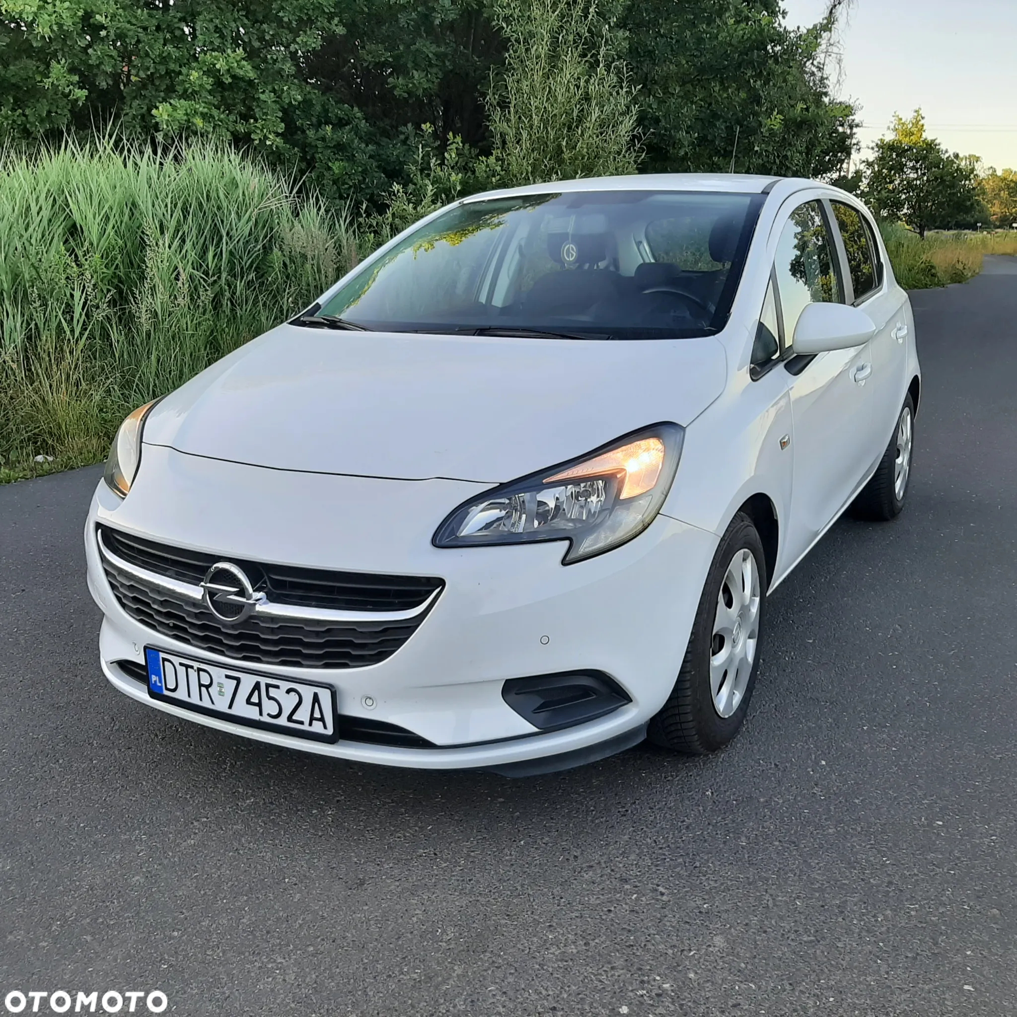 Opel Corsa 1.2 Innovation - 2