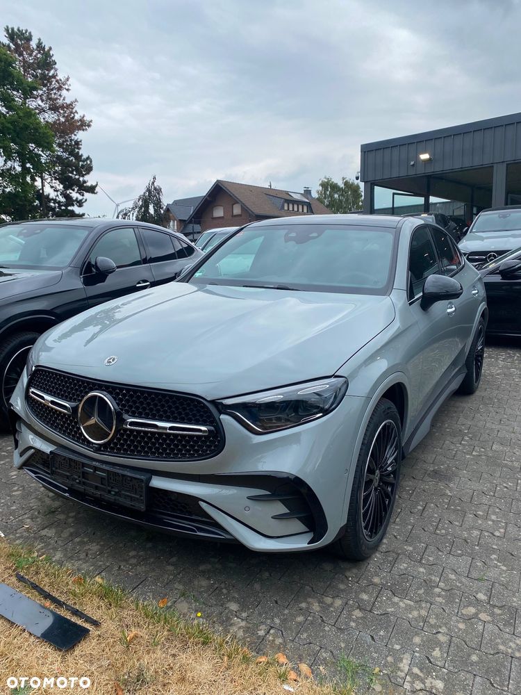 Mercedes-Benz GLC 200 4Matic 9G-TRONIC Edition AMG Line - 2