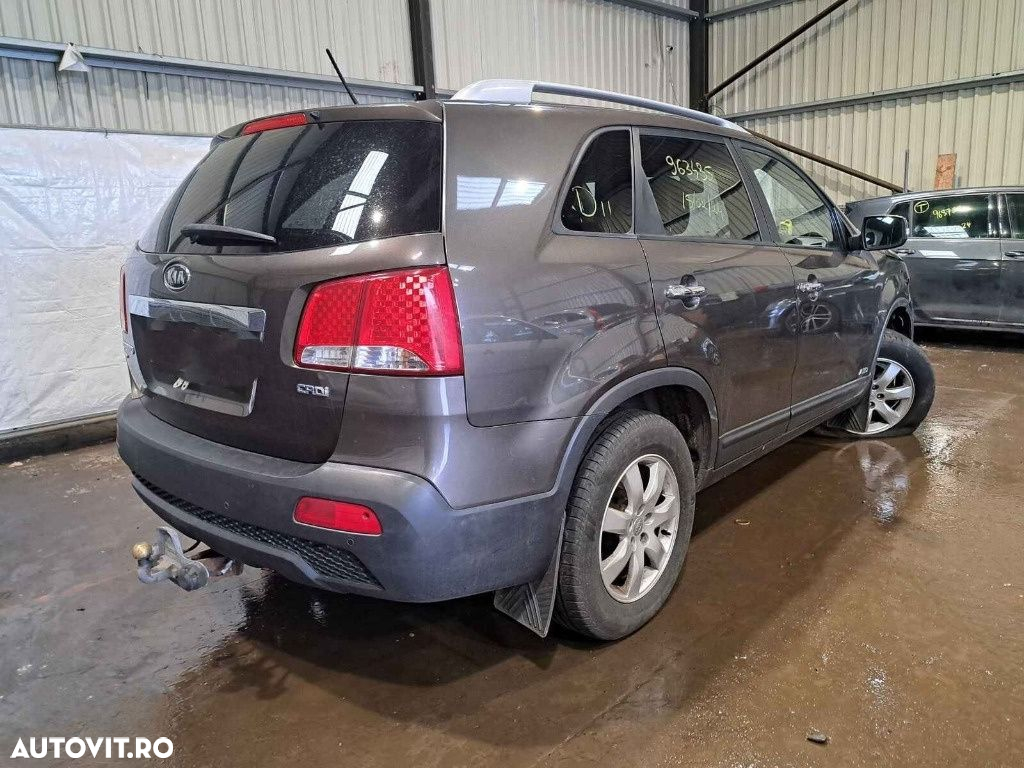Galerie evacuare Kia Sorento 2011 SUV 2.2 DOHC D4HB - 3