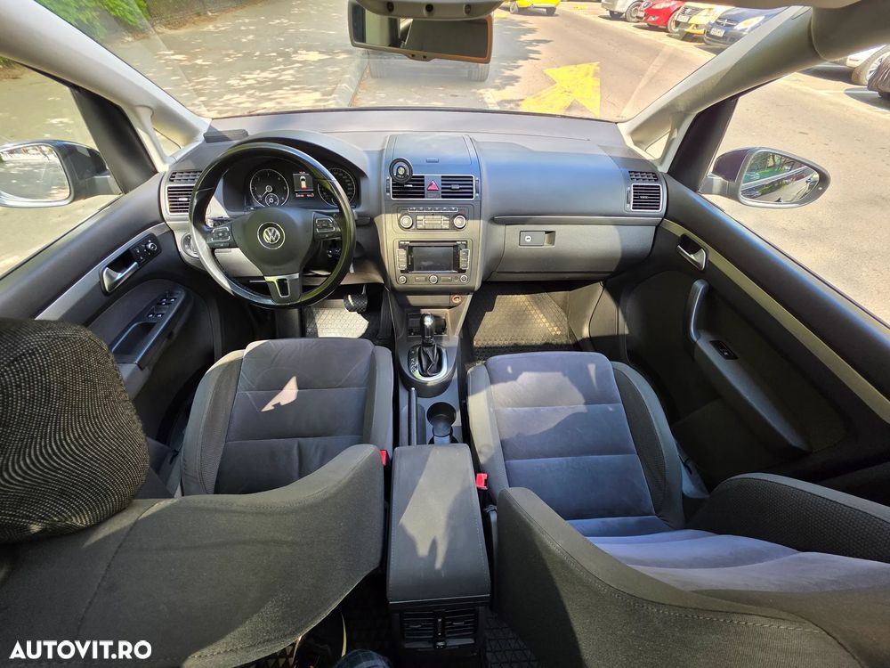 Volkswagen Touran 2.0 TDI Highline DSG - 14