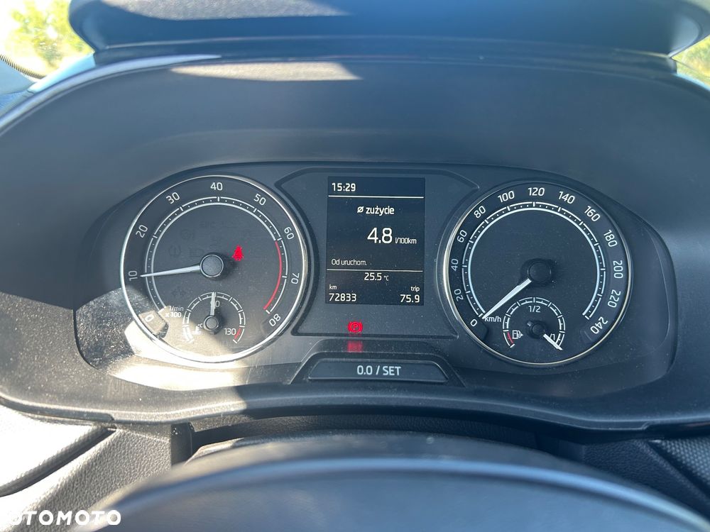 Skoda Fabia 1.0 Active - 10
