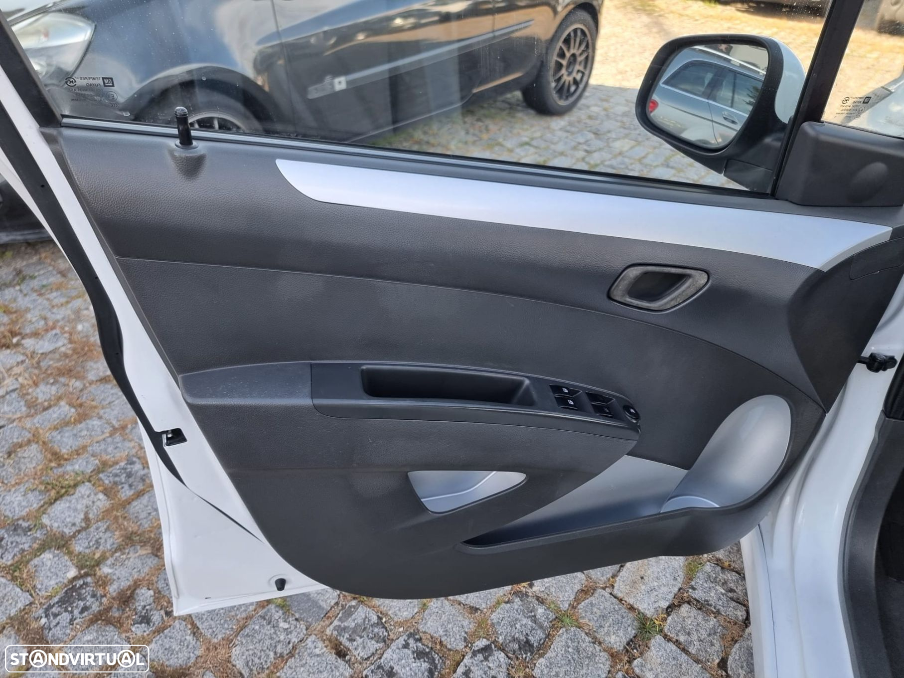 Chevrolet Spark 1.2 LT - 23