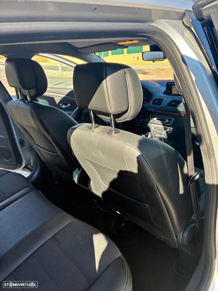 Renault Mégane Sport Tourer 1.5 dCi GT Line - 24