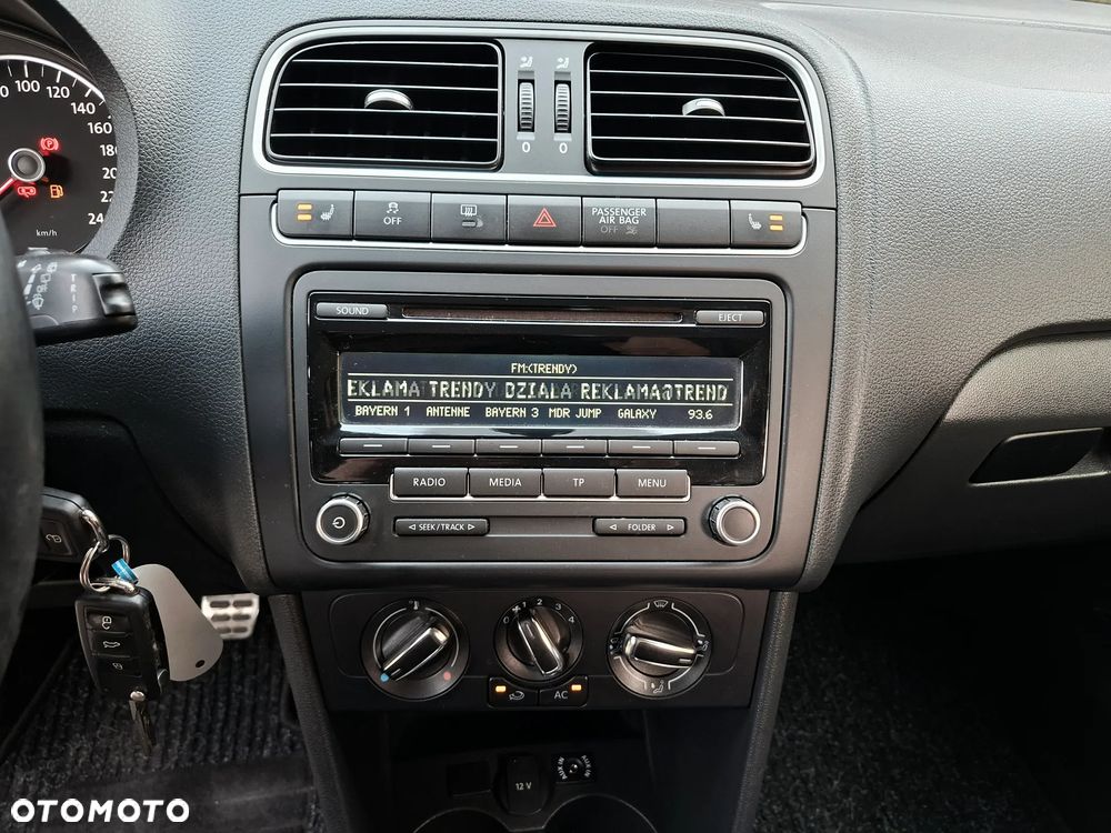 Volkswagen Polo 1.2 Style - 23