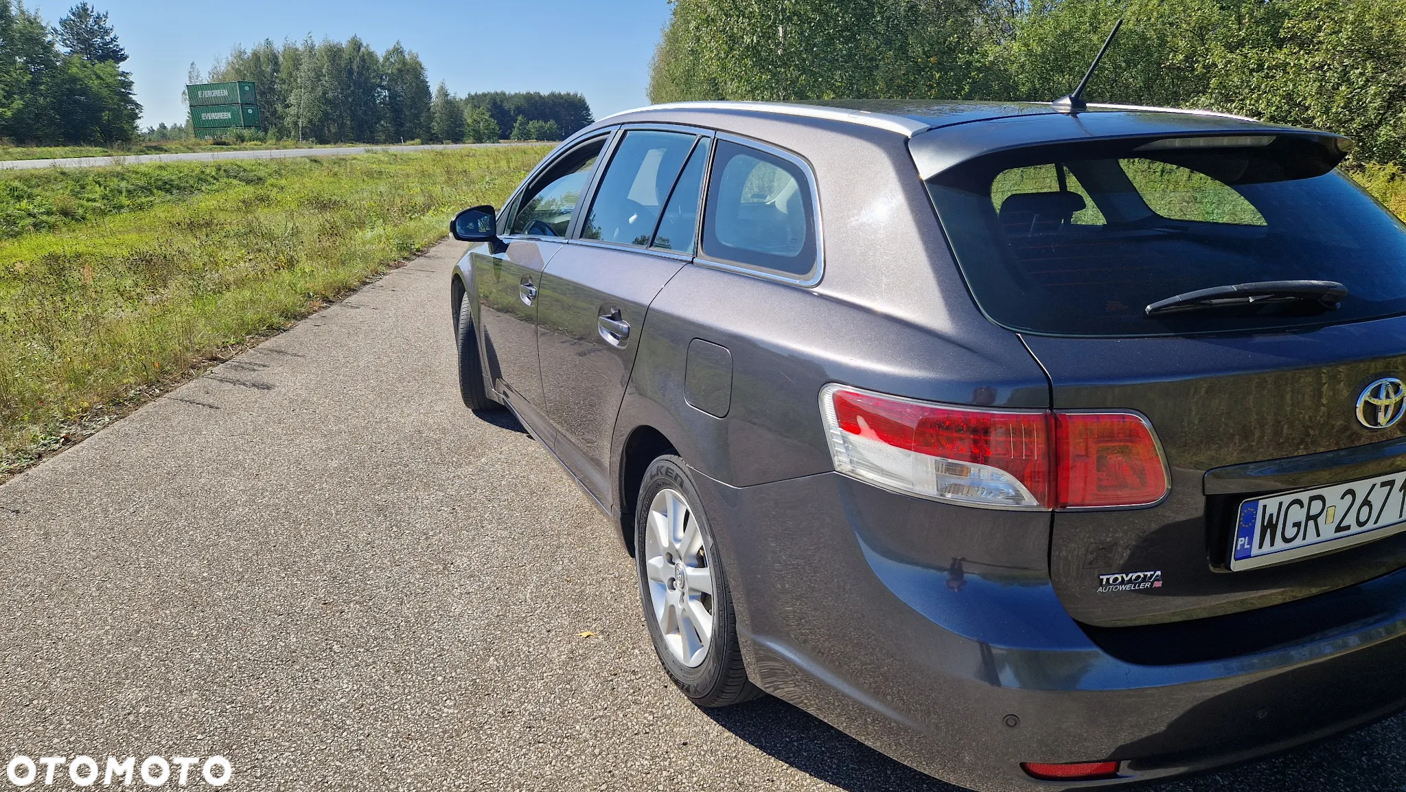 Toyota Avensis 1.8 Sol - 2