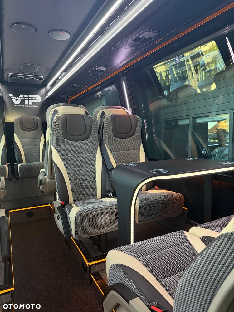 Mercedes-Benz Sprinter 519 - 31