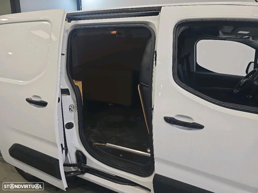 Toyota PROACE CITY LONGA 3 LUGARES - 6